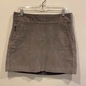 Banana Republic Gray corduroy Skirt, Size 8